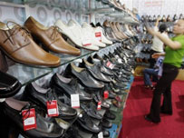 Vietnam urges EU not to extend duties on shoes