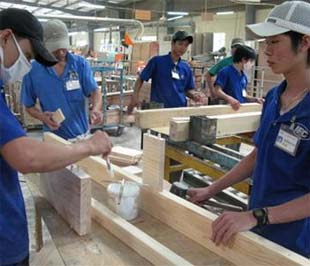 Vietnam-made woodwork tired of Russia’s taxes