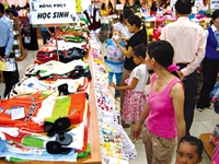 Businesses seek to increase sales amidst economic downturn