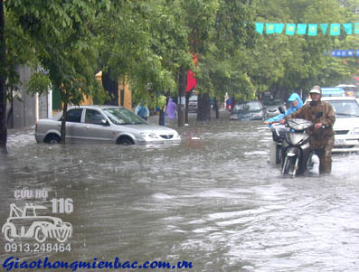 Thoát nước đô thị, trách nhiệm thuộc về ai?