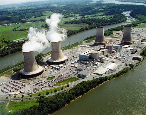 Vietnam prepares human resources for nuclear power plant