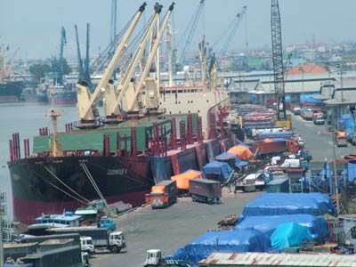 Bonded customs warehouses so far are easier said than done