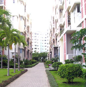 Thuế nhà đất: “Đánh cao sẽ bớt đầu cơ” 