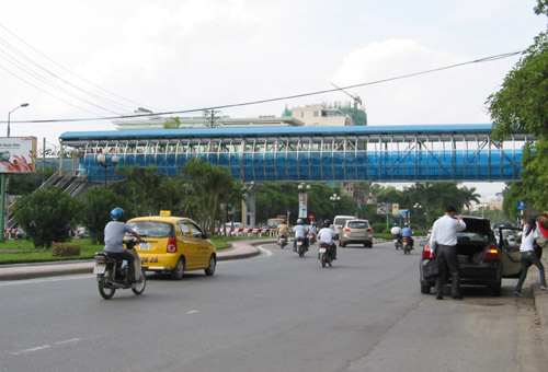 Hà Nội dành 150 tỷ đồng xây 18 cầu vượt đi bộ 