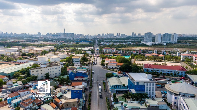 Overview of transport infrastructure in the East with many routes about to be expanded: The place is preparing to become "a city in Ho Chi Minh City"