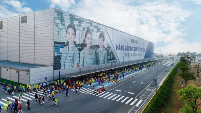 Samsung upgraded personnel to operate a giant apparatus in Vietnam