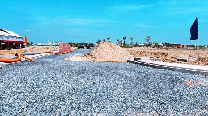 Long An withdraws and terminates 35 domestic and foreign investment projects