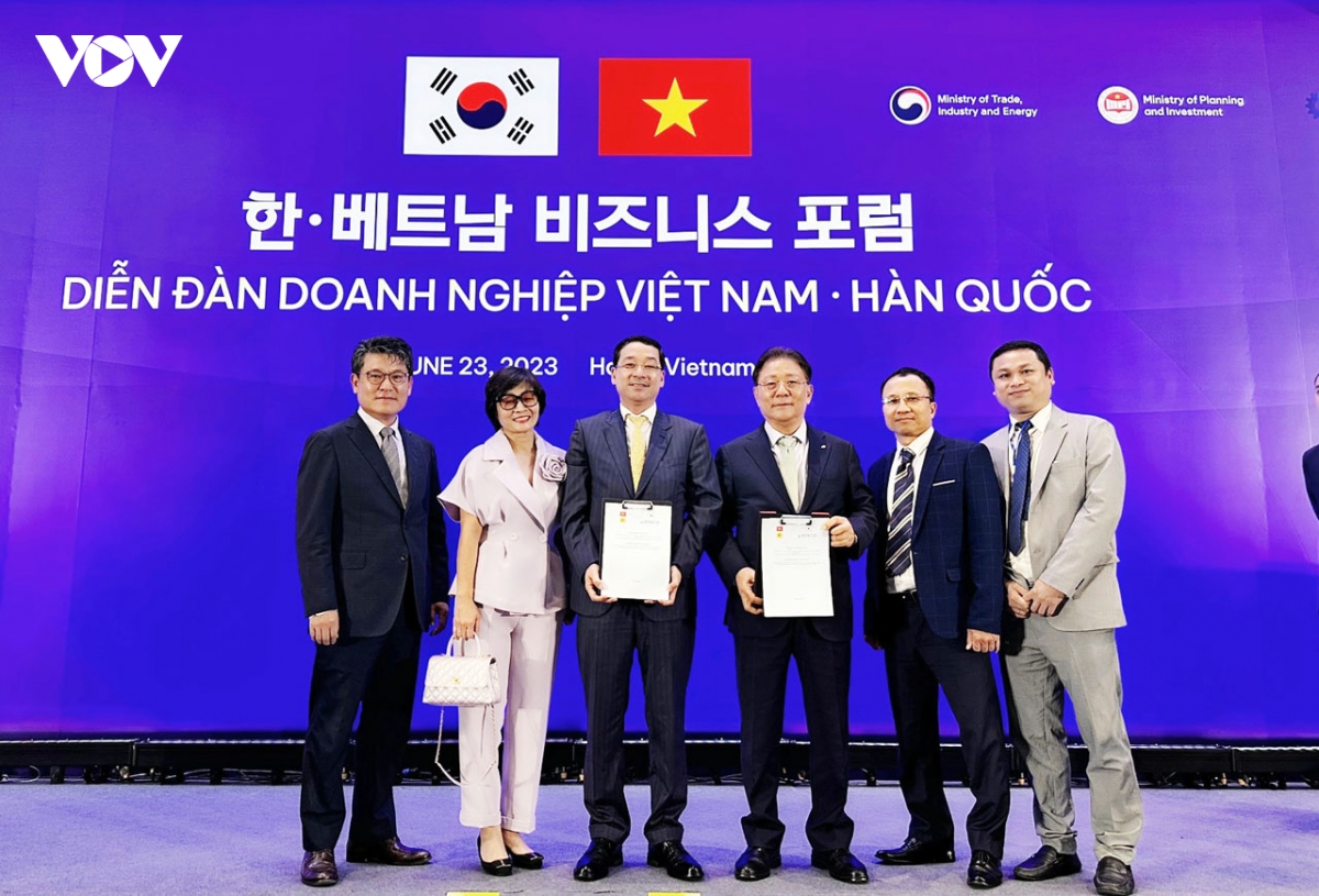 Vietnam - Korea to build semiconductor chip production complex