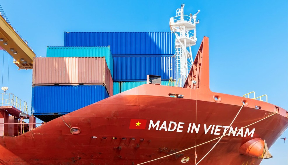 Vietnam is in the Top 7 global shipbuilding powerhouses, becoming a power that cannot be underestimated: Reaching the top position in SEA