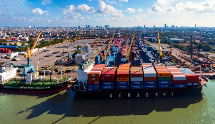 1 Vietnamese port is in the top of the largest seaport group in the world